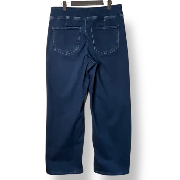OLD NAVY Cotton Blend High Rise Weekender Wide Leg Dark Wash Pull On Jeans Sz 12 - Picture 2 of 9